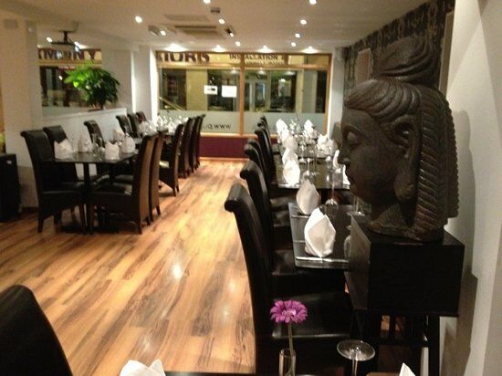 Papa J's Indian Tapas Restaurant Bar Luton